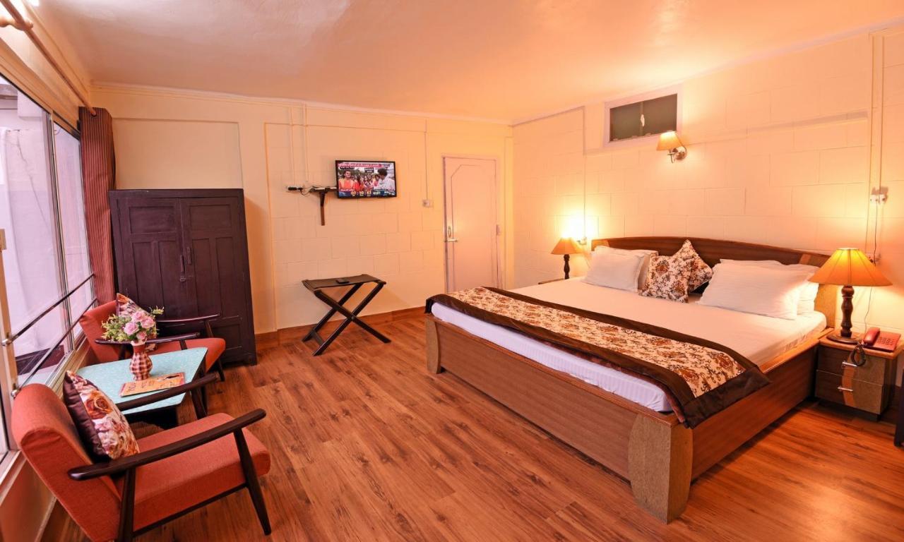 India Hotel - Lake View - Mall Road Nainital Exteriér fotografie